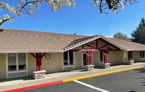 斯特拉特福德学校宣布第一中学校园来到普莱森顿，CA